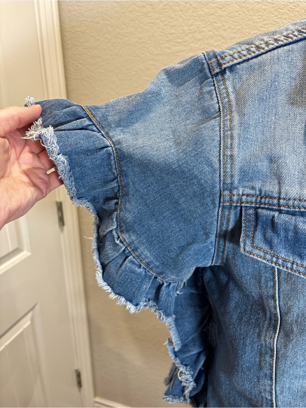 Three Bird Nest Scottie Ruffle Denim Jacket S/M Cropped Boho Jean Jacket - Picture 5 of 12
